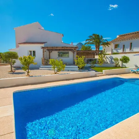 Villa Almendros By Abahana
